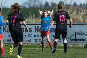 Bild 38 - C-Juniorinnen SV Steinhorst/Labenz - TSV Friedrichsberg-Busdorf : Ergebnis: 5:0